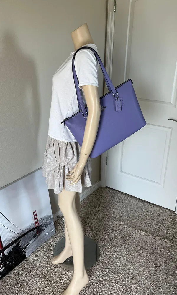 Coach Purse - Image 9