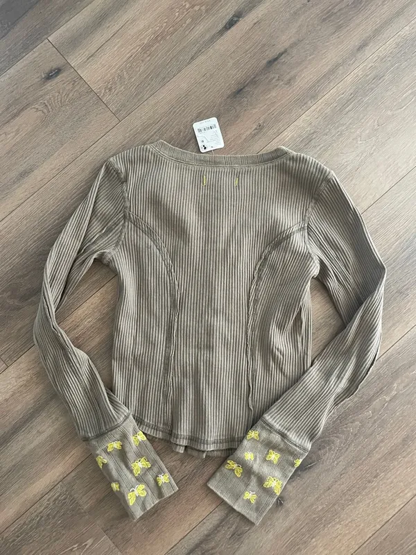Free People Daria Cuff Cardi- Size Small - Image 5