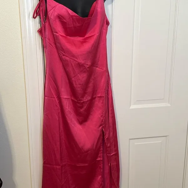 Kojooin Hot Pink Spaghetti Strap Dress Size Small NWT - Image 9