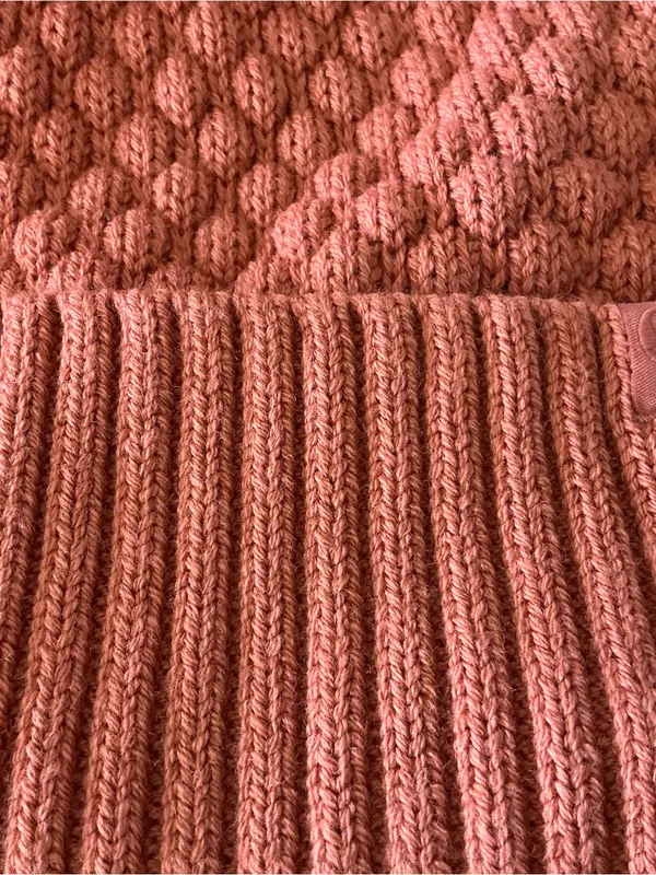 Lululemon bubble knit pom beanie hat pink Savannah coral wool blend (one size) - Image 7