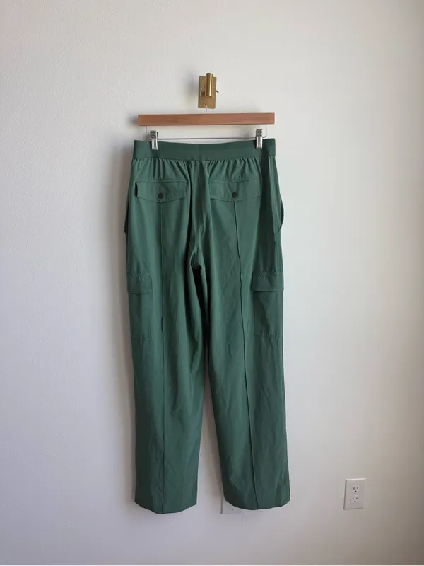 Athleta Vienna Cargo Pants Women 12 Vineyard Green Utility Hiking Travel Stretch - Image 8
