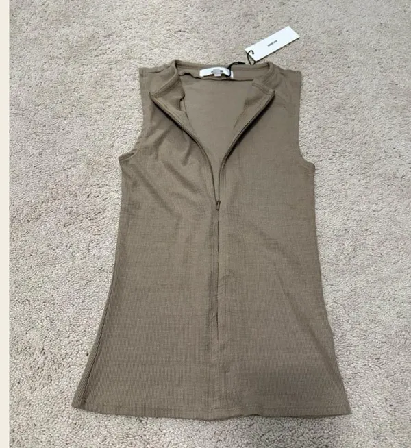 Joah Brown Invisible zip tank, NWT! - Image 4