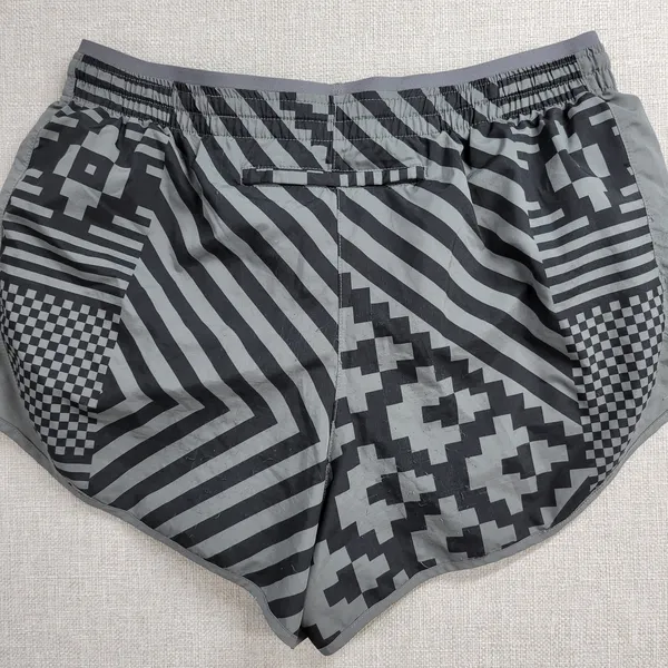 Nike Tempo Runway Lux Dri-FIT Women's M Black Gray Running Athletic Shorts - Image 6