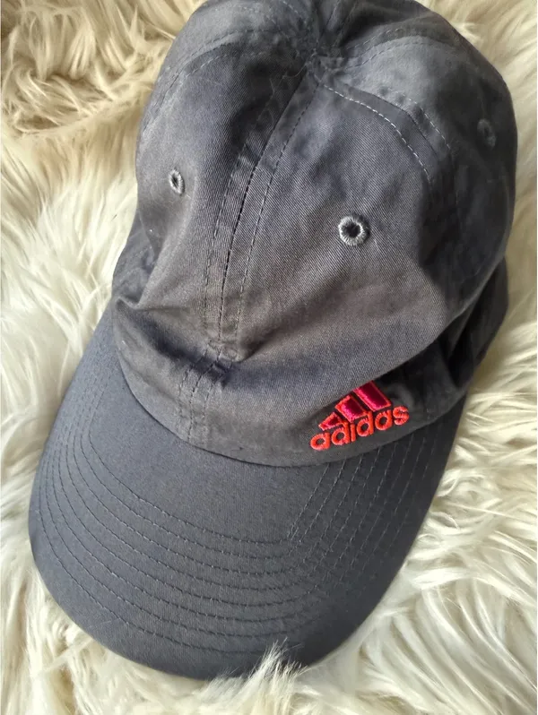 Adidas Classic Dark Gray Baseball Cap with Hot Pink Logo - Image 2