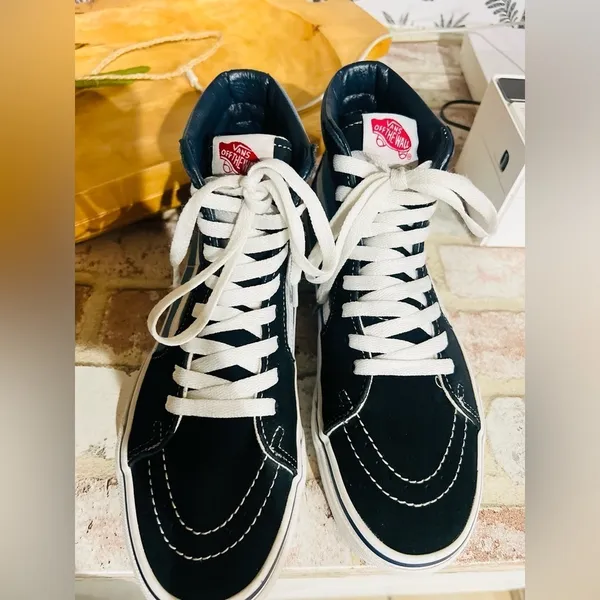 Vans SK8-HI unisex women’s 8.5 and men’s 7.0 great condition Super clean!!! - Image 4