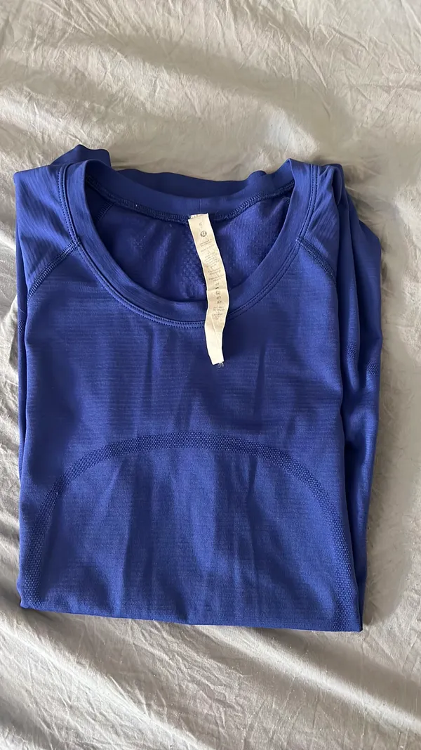 Lululemon Swiftly Tech Short Sleeve 2.0 - Image 3