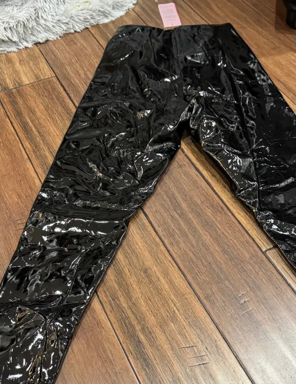 Commando Black Faux Patent Leather Legging (Style SLG25) - Image 6