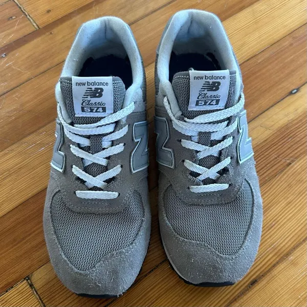 New Balance 574 Classic Sneakers in Grey Size 7 Women - Image 2