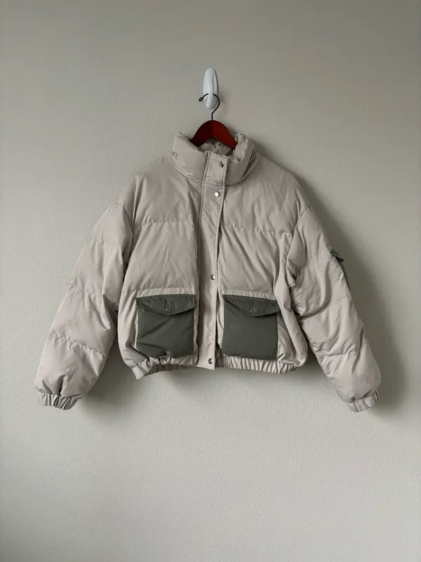 Cream & Green Puffer Jacket Gray Size M - Image 2
