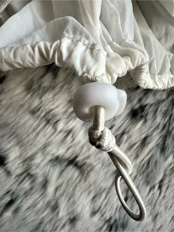 Daily Drills White Drawstring Crop Top Size Medium Like New 783 - Image 4
