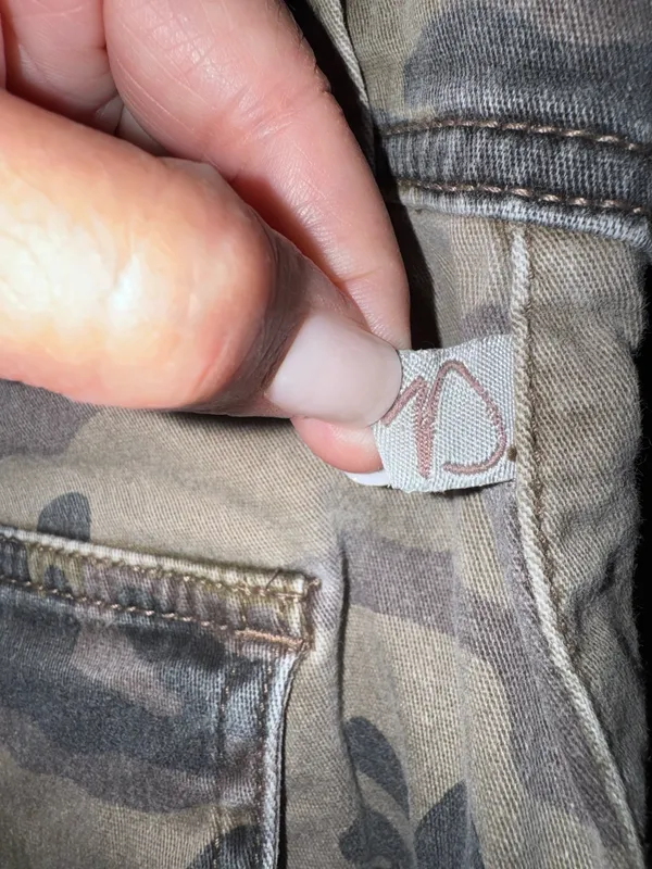 Duplex Y2k / 90s Style Olive Camouflage Bootcut Flare Jeans. Size 8 Petite - Image 8