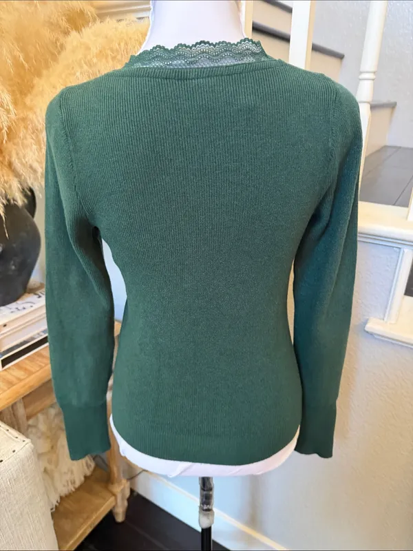 Anthropologie Scallop Lace-Trim Green Long Sleeve Ribbed Sweater Size Small - Image 6