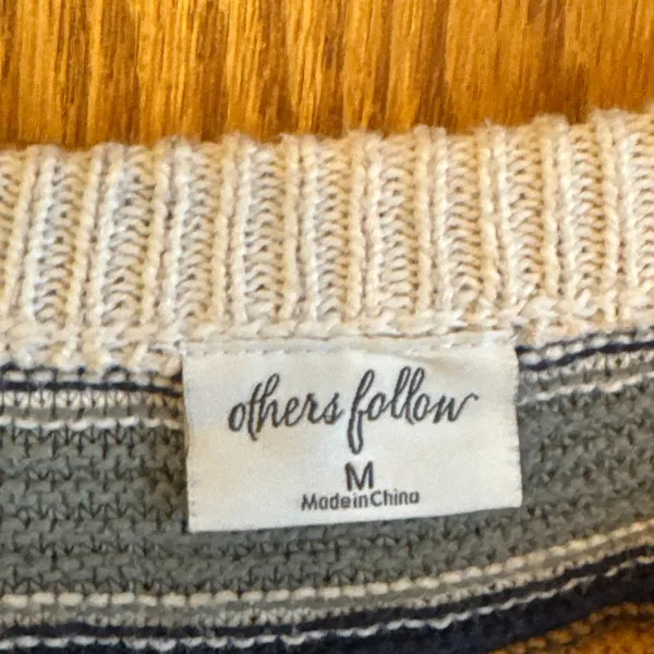 OTHERS FOLLOW Knit Striped Pullover Cropped Sweater Womens Medium - Image 4