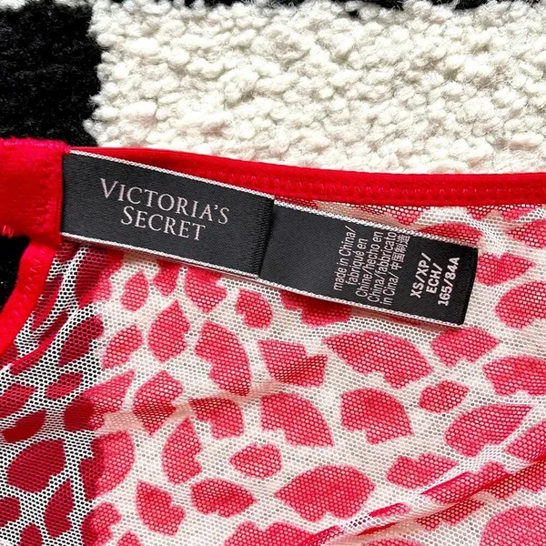 Victoria’s Secret Red Lip Pattern Bodysuit XS - Image 3