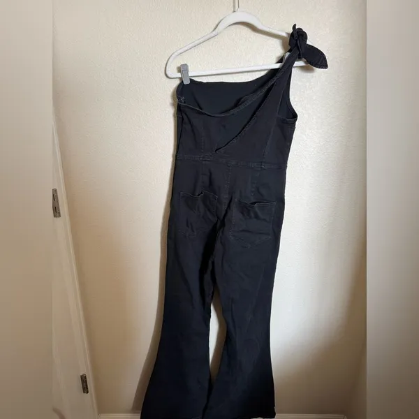 Free People Denim One-Shoulder‎ Flare Jumpsuit Sz Large in Black - Image 7