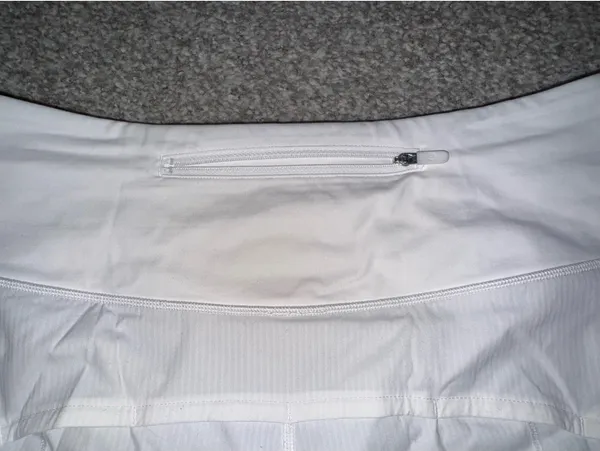 Lululemon Speed Up Shorts 2.5" - Image 4