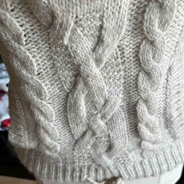 American Eagle Sweater Natural Oatmeal Oversized Cable knit Hoodie Womens XS S - Image 5