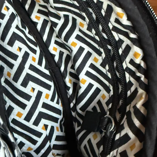 Vera Bradley Black Quilted Wristlet Silver Hardware - Image 7