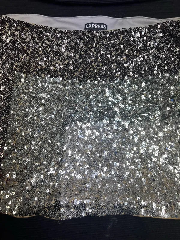 Express Silver Ombre Sequin Mini Skirt - Image 3