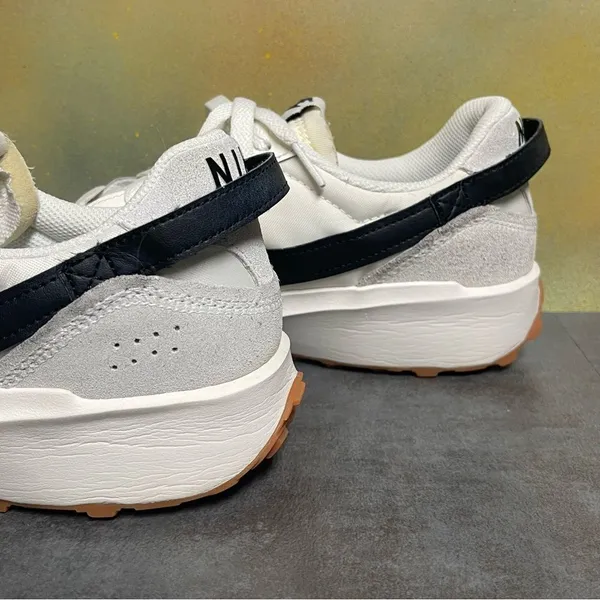 Nike Waffle Debut Women's White Retro Style Sneakers Size 11 - Image 9