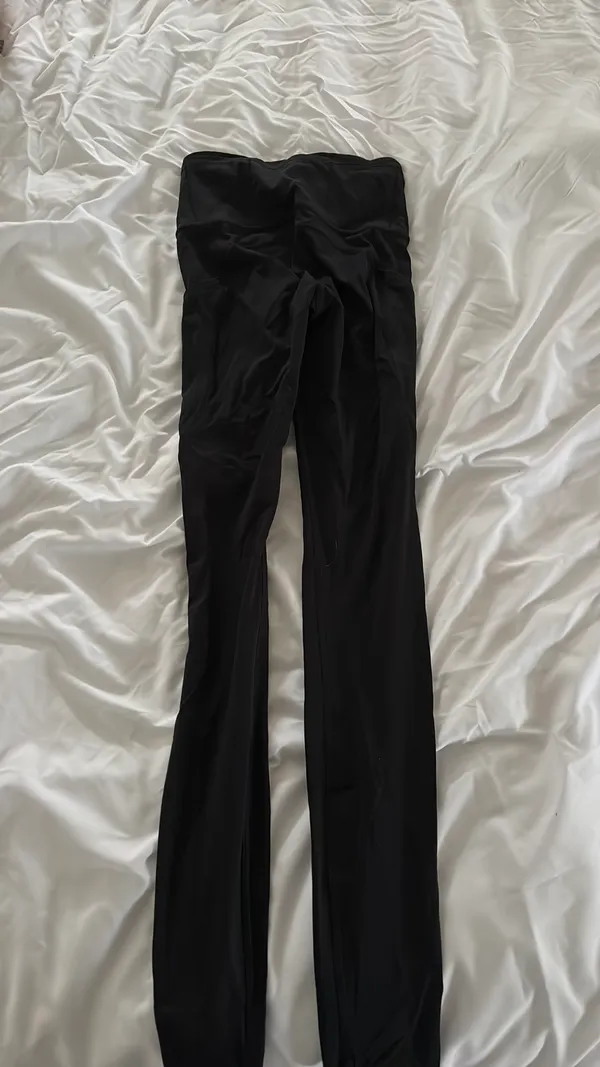 Black Lululemon Align Leggings - Image 4