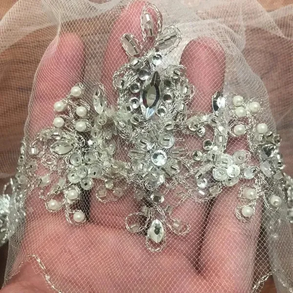 David’s Bridal Ivory Scalloped Edge Veil - Image 7