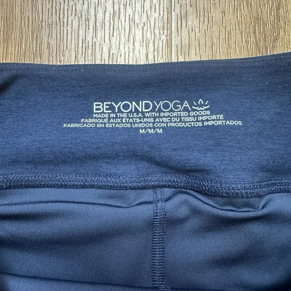 Beyond Yoga Spacedye Kickstart Skort In Navy Size‎ Medium - Image 2