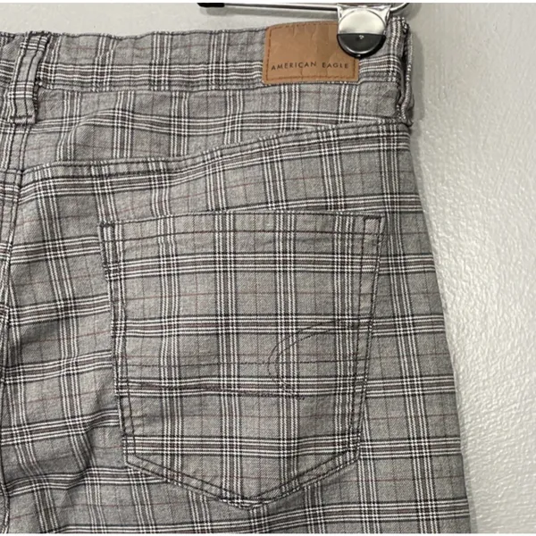 American Eagle Mom Straight Pants Size 14 Gray Plaid High Rise Preppy Trousers - Image 8