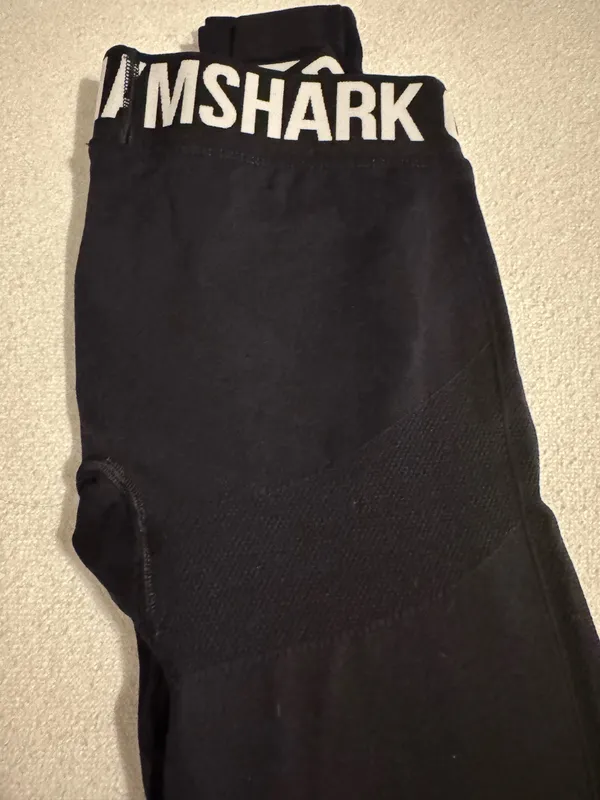 Black gymshark butt lift leggings - Image 3
