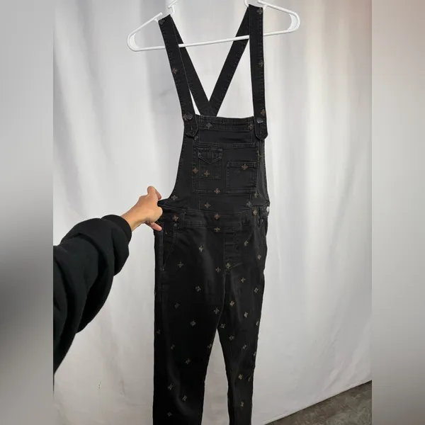 Free People Embroidered Star Skinny Overalls‎ in Washed Black Gold Size 25 - Image 3