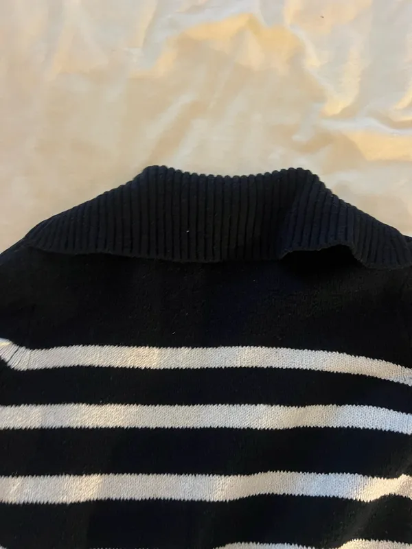 Abercrombie Sweater - Image 3