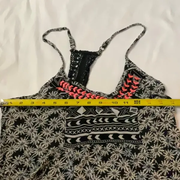 American Rag Black/White Floral Tribal Handkerchief Hem Tank M Southwestern Boho - Image 5