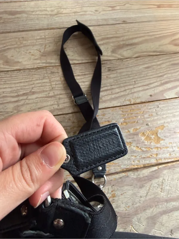 Coach Signature Crossbody Bag - fair condition - Image 4