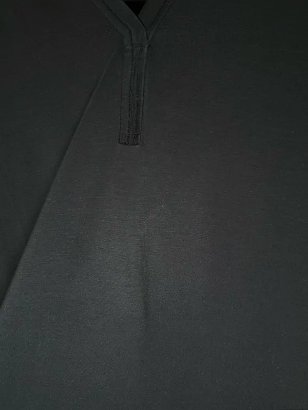 Lululemon Back In Action Black Long Sleeve V Neck Activewear Shirt Womens Size 8 - Image 6