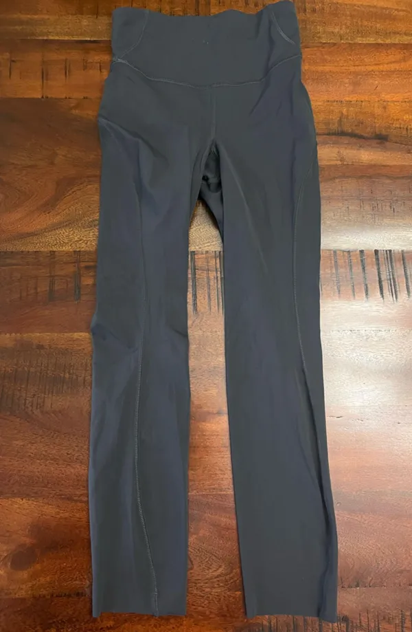 Lululemon Base Pace High-Rise Crop 23" size 0 - Image 3