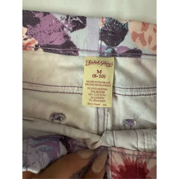 Faded Glory Floral pants  - Image 5