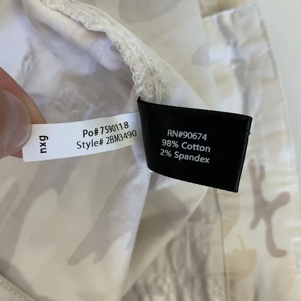 Boston Proper Womens Shorts 4 Tan Brown Camo Cargo Casual Summer Y2K 2BM3490 - Image 4