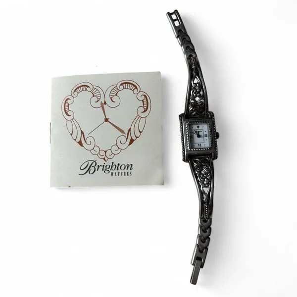 Vintage Brighton “Hamilton” Watch + Original Tin Case – Timeless Style - Image 2