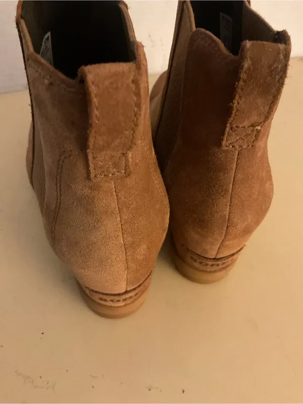 Sorel Women's Suede Chelsea Platform Joan of Artic wedge boots US 8.5 - Image 9