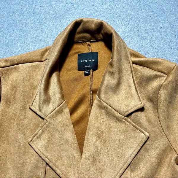 Love Tree Women’s Camel Faux Suede Trench Coat Size Medium No Belt - Image 2