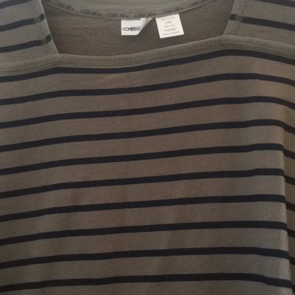 FINAL MARKDOWN Ladies Cherokee French terry tee l/xl - Image 3