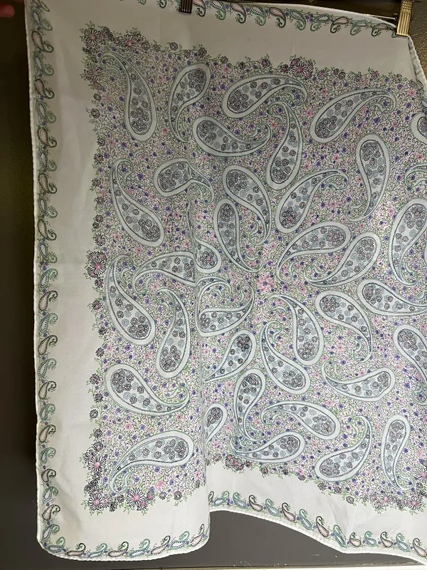 Paisley Daisy Floral Scarf Womens One Size Multicolor Satin Square Shawl Wrap - Image 3