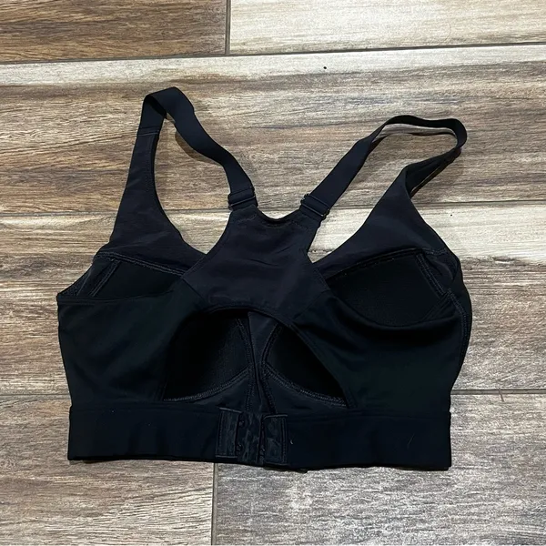 Gymshark black sports bra xs - Image 4