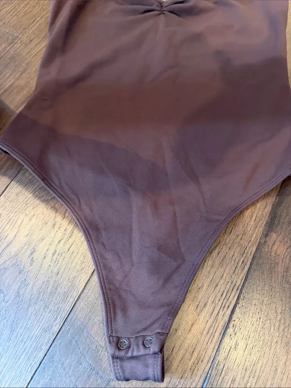 Babaton Contour Sweetheart Bodysuit in Brown Size Medium - C11-716 - Image 5