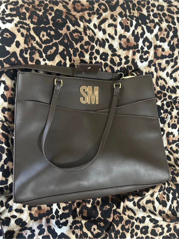 Steve Madden Dark Brown Tote with Gold SM Logo - Image 5