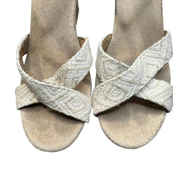 TOMS Shoes Womens Size 9 Beige Linen Strappy Wedge Sandals Cork Heel Ankle Strap - Image 2