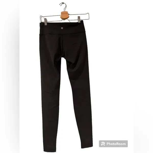 Lululemon Wunder Under leggings 28” inseam size 6 thick leggings see description - Image 2