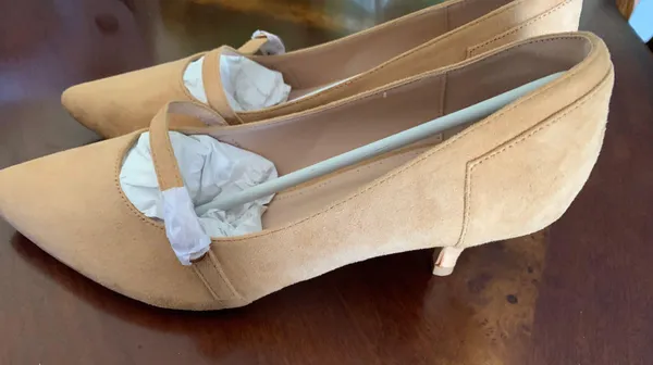 Nude Heels Tan Size 9 - Image 2