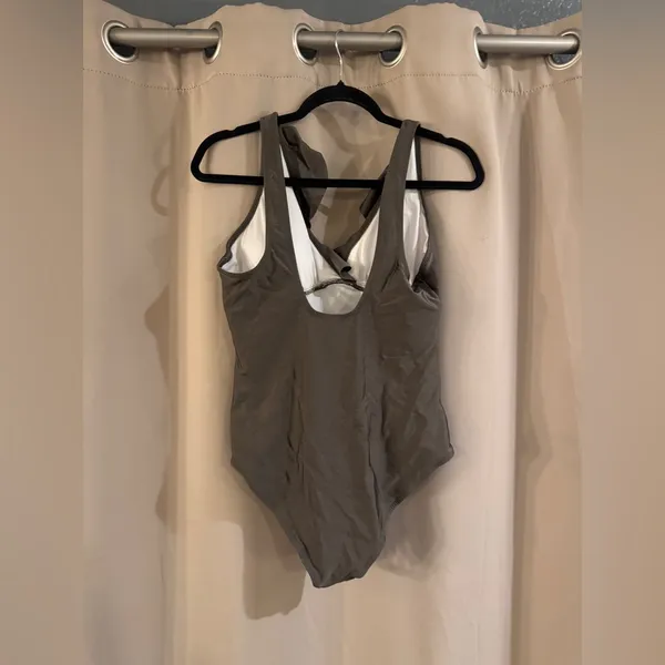 Women’s Cupshe One Piece Swimsuit in Green - Image 2