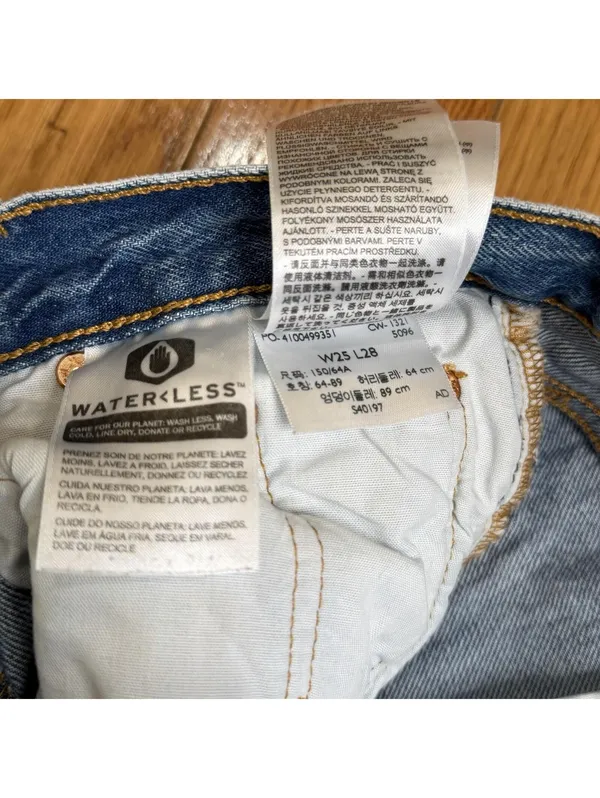 Size W25 L28 Levi’s Women’s Distressed Button Fly Jeans Light Wash Denim - Image 3